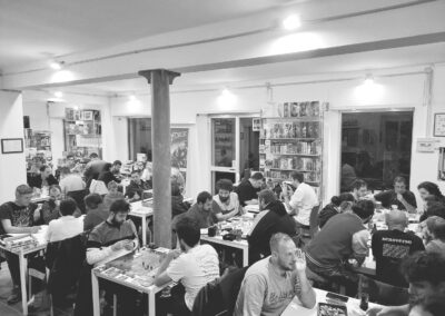 Locale zughemmo durante serata a tema giochi da tavolo